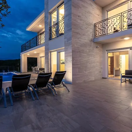 Villa Zarra *