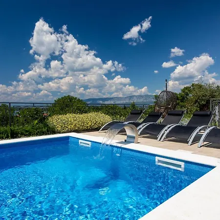 Zarra Villa